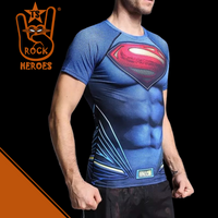 Camisa de Compressão Superman Manga Curta Rashguard Elastano