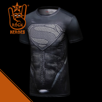 Camisa de Compressão Superman Manga Curta Rashguard Elastano