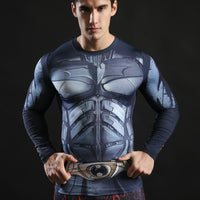 Camisa Camiseta Blusa Compressão Rashguard Masculina Manga Curta Cosplay Batman Cavaleiro das Trevas Bruce Wayne Christian Bale Filme DC Comics Loja dos Heróis Omeleteve Einerd Camisa de Heróis Super Heróis T-Shirts Renner Comprar Preço Sem Juros Riachuelo C&A Leader Arena Heróis Mundo Nerd Geek Cosplay Jiu Jitsu Judô